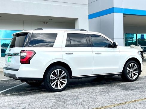 Used 2021 Ford Expedition Limited image 4