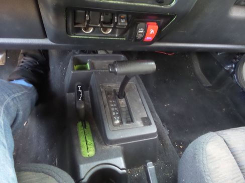 Used 2005 Jeep Wrangler Unlimited w/ Security Group image 54