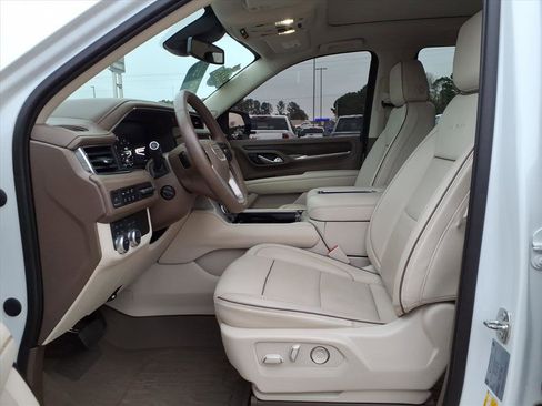 Certified 2023 GMC Yukon Denali image 18