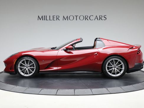 Certified 2022 Ferrari 812 GTS image 3