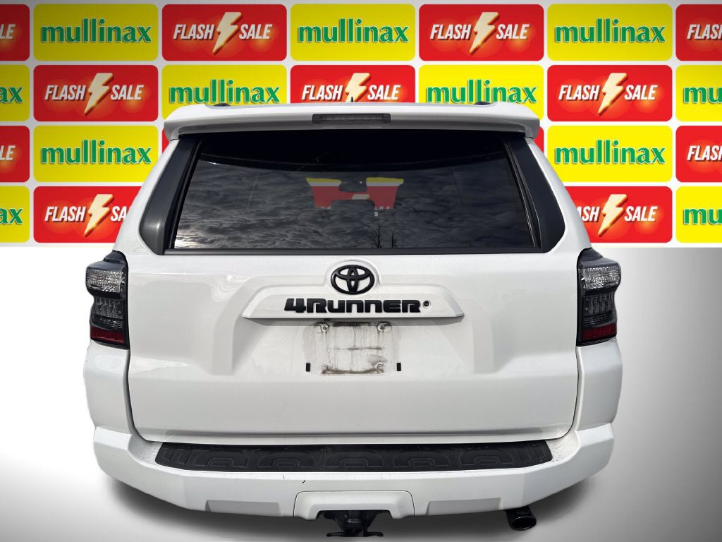 Used 2019 Toyota 4Runner SR5 Premium AWD/4WD image 33