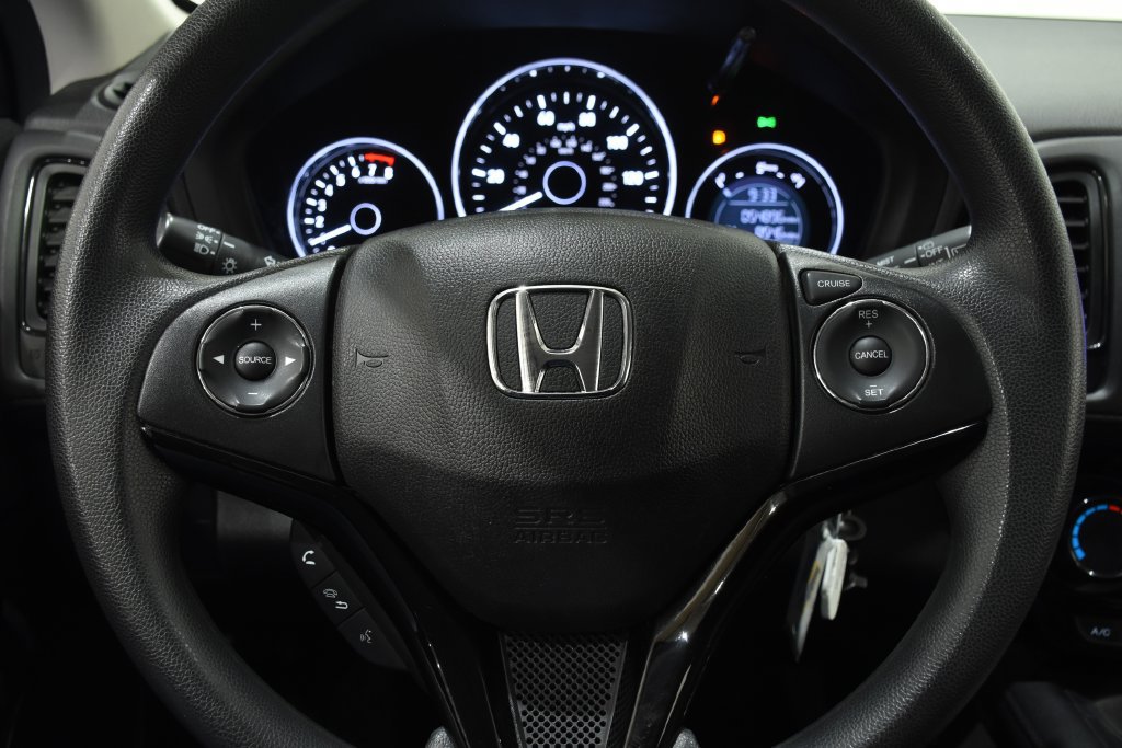 Used 2021 Honda HR-V LX image 14