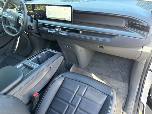 New 2026 Kia EV9 Land w/ Nightfall Edition Package image 11