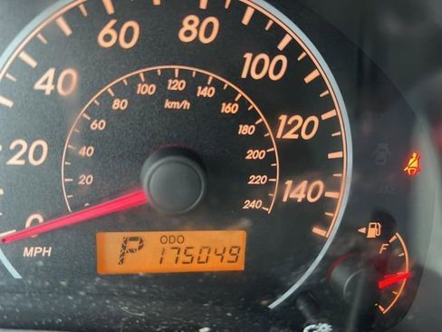 Used 2010 Toyota Corolla LE image 13