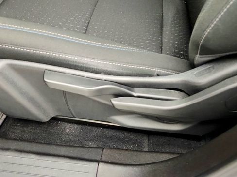 Used 2025 Chevrolet Equinox EV LT FWD image 10