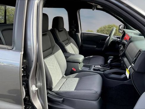 New 2026 Nissan Frontier SV w/ SV Convenience Package AWD/4WD image 11
