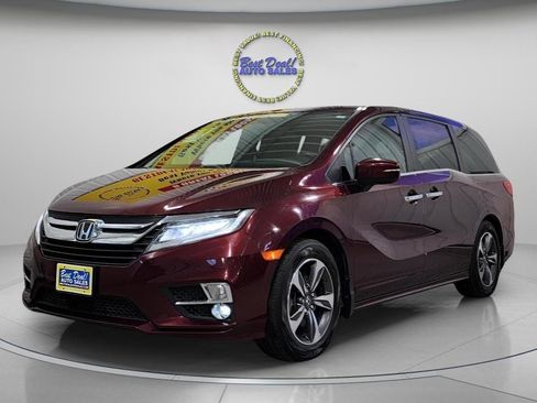 Used 2018 Honda Odyssey Touring image 1