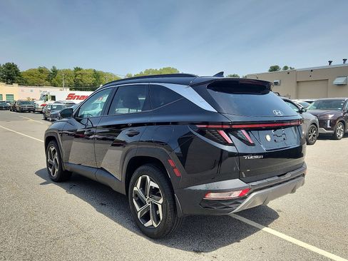 Certified 2023 Hyundai Tucson Limited AWD/4WD image 5