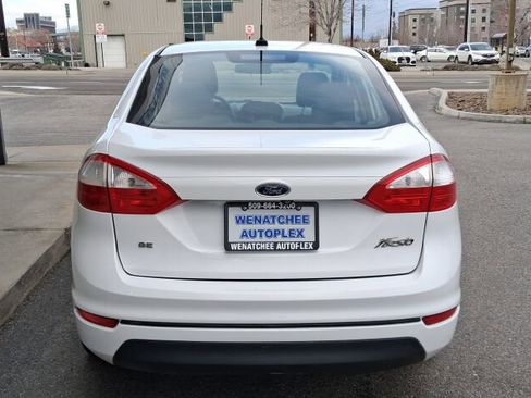 Used 2018 Ford Fiesta SE w/ Cold Weather Package image 6