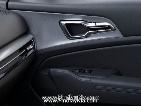 New 2026 Kia Sportage EX image 28