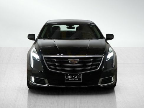 Used 2019 Cadillac XTS Luxury image 8