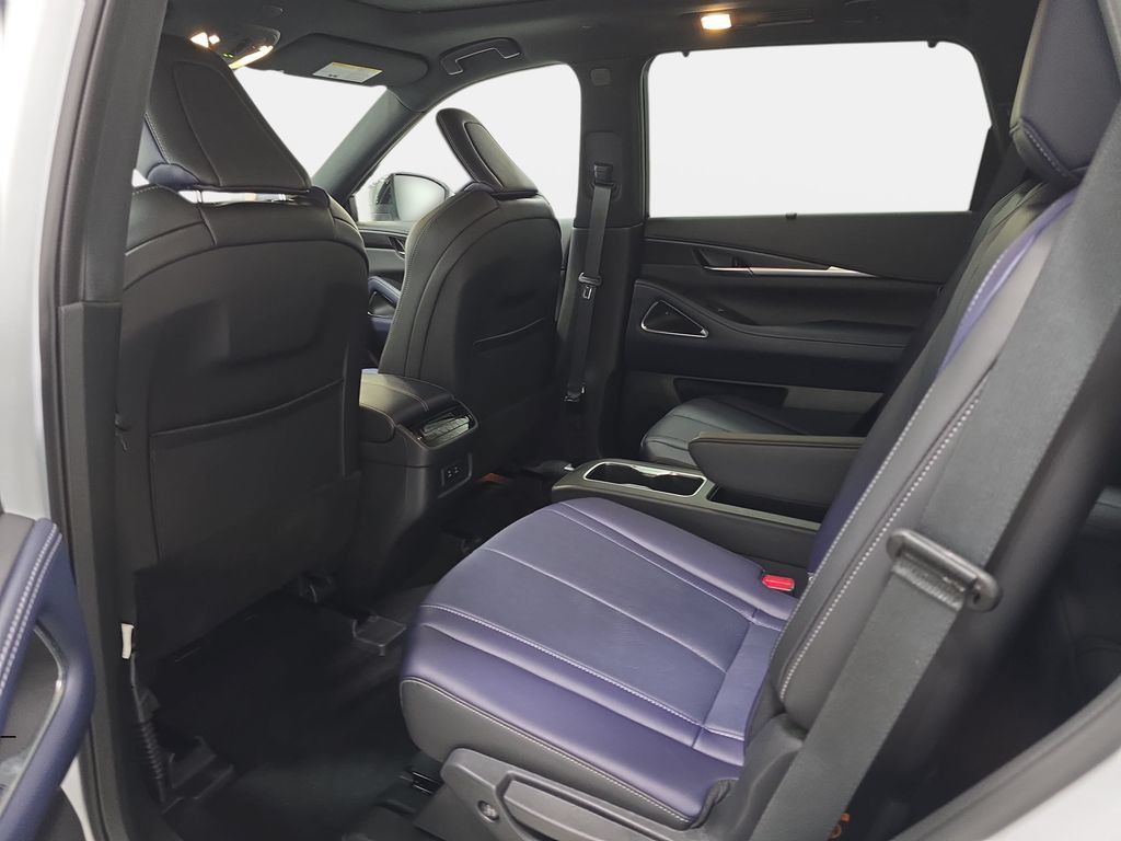 Certified 2026 INFINITI QX60 Sport w/ Dark Cargo Package AWD/4WD image 10