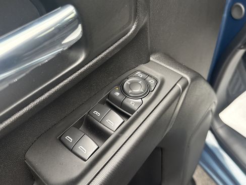 Used 2026 Chevrolet Silverado 2500 Custom w/ Custom Value Package image 17