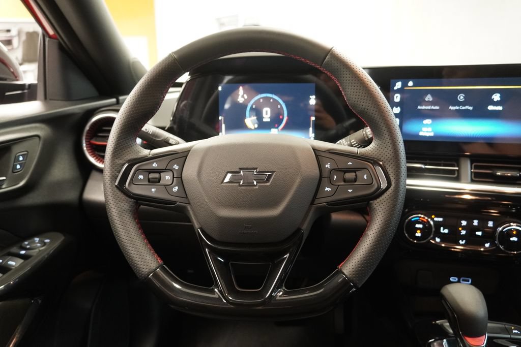 Used 2026 Chevrolet Trax RS w/ Driver Confidence Package FWD image 17