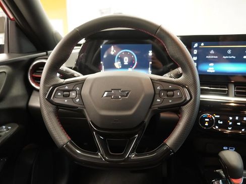 Used 2026 Chevrolet Trax RS w/ Driver Confidence Package FWD image 17