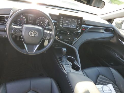 Certified 2023 Toyota Camry SE image 9