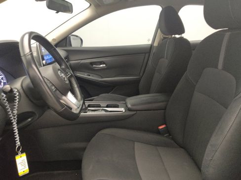 Used 2022 Nissan Sentra SV w/ All-Weather Package FWD image 17