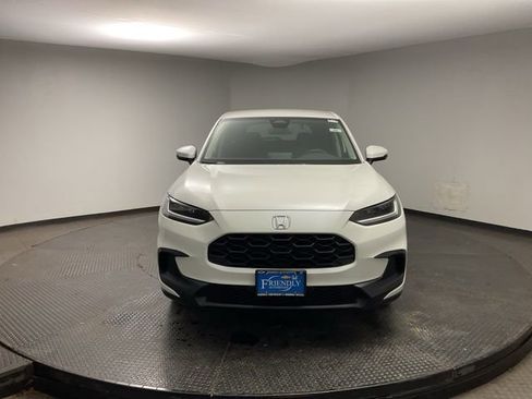 New 2026 Honda HR-V LX image 2