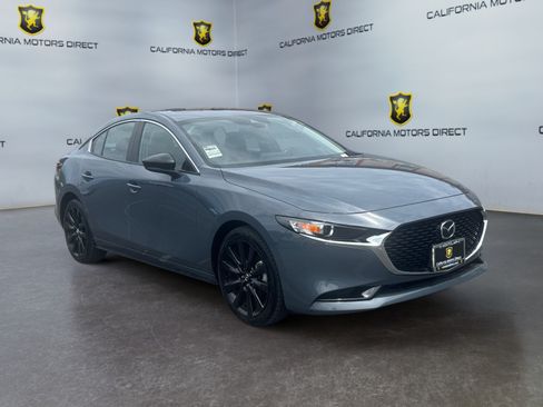 Used 2022 MAZDA MAZDA3 s FWD image 7