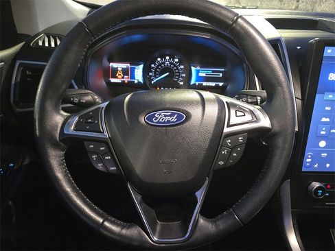 Used 2023 Ford Edge SEL w/ Convenience Package image 14