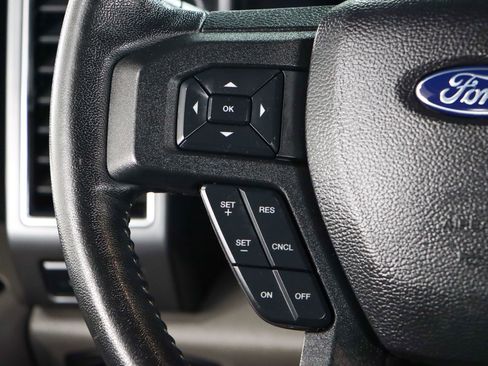 Used 2020 Ford F150 XLT w/ Equipment Group 302A Luxury image 11