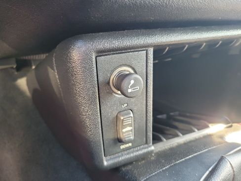 Used 1995 Chevrolet Camaro Z28 RWD image 18