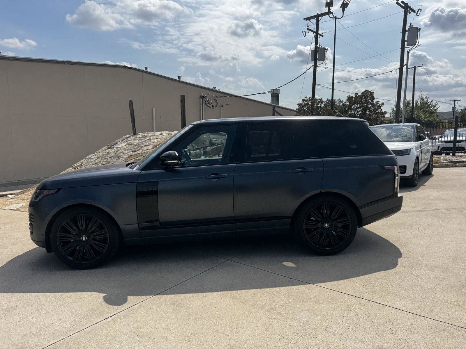 Used 2020 Land Rover Range Rover HSE AWD/4WD image 3