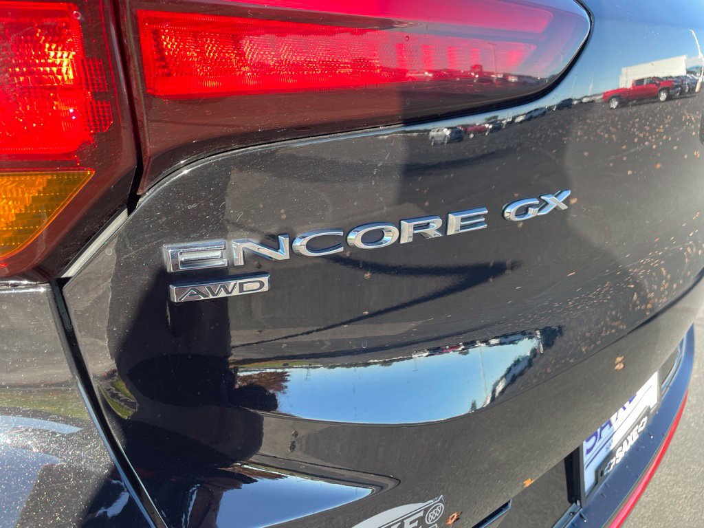 Used 2021 Buick Encore GX Essence AWD/4WD image 29