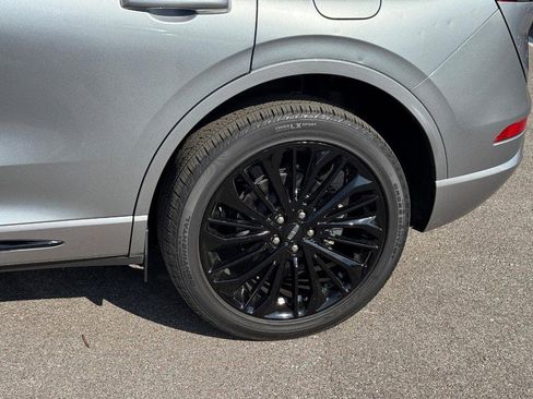 Certified 2023 Lincoln Corsair Reserve w/ Jet Appearance Package image 9