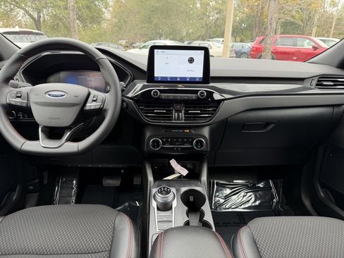 Used 2025 Ford Escape ST-Line image 13