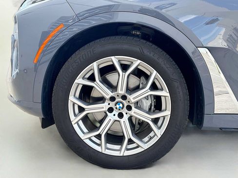 Certified 2026 BMW X7 xDrive40i AWD/4WD image 6