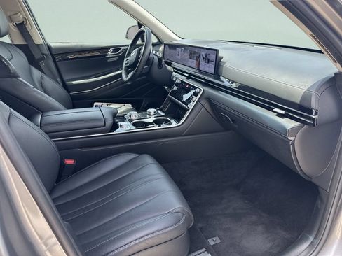 Used 2025 Genesis GV80 2.5T Standard AWD/4WD image 14