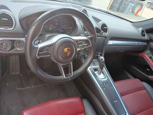 Used 2018 Porsche 718 Cayman image 13