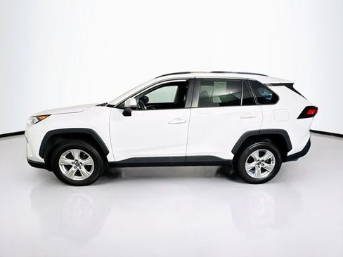 Used 2021 Toyota RAV4 XLE w/ Convenience Package AWD/4WD image 8