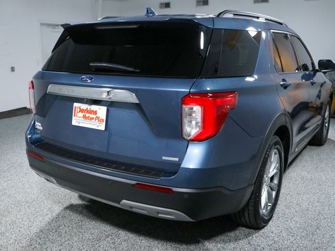 Used 2020 Ford Explorer XLT w/ Equipment Group 202A RWD image 7