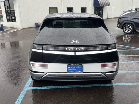 Certified 2024 Hyundai Ioniq 5 Limited RWD image 4