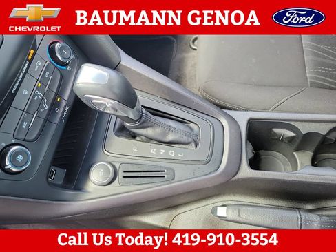 Used 2015 Ford Focus SE FWD image 24