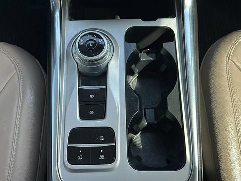 Used 2022 Ford Explorer Limited w/ Limited Technology Package RWD image 28