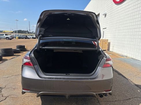 Used 2022 Toyota Camry SE w/ Convenience Package image 28