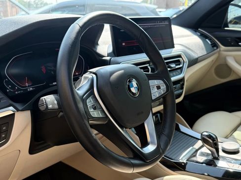 Used 2022 BMW X4 xDrive30i w/ Convenience Package image 9
