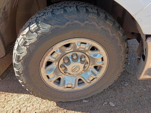 Used 2016 Nissan NV 3500 SV w/ SV Technology Package image 25