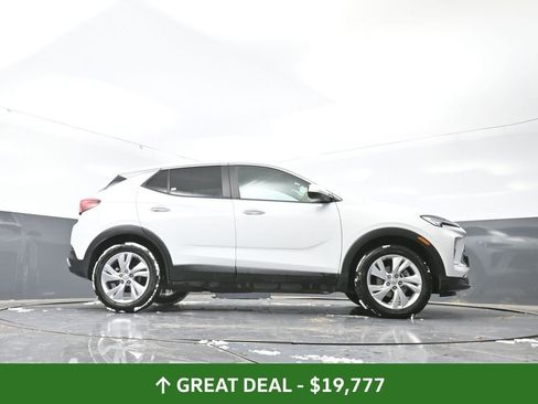 Used 2025 Buick Encore GX Preferred image 53