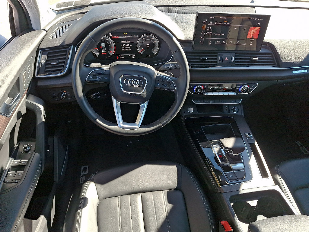 Certified 2023 Audi Q5 2.0T Premium Plus AWD/4WD image 2