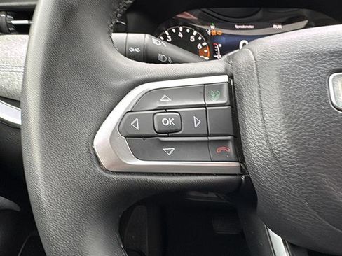 Used 2024 Jeep Compass Latitude image 16