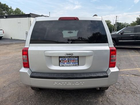 Used 2010 Jeep Patriot Sport w/ PWR Equipment Group FWD image 5