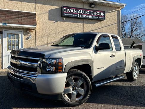 Used 2010 Chevrolet Silverado 1500 LT w/ Power Pack Plus image 1