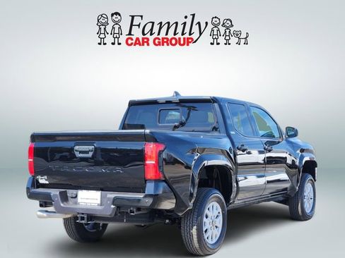 Certified 2025 Toyota Tacoma SR5 image 4