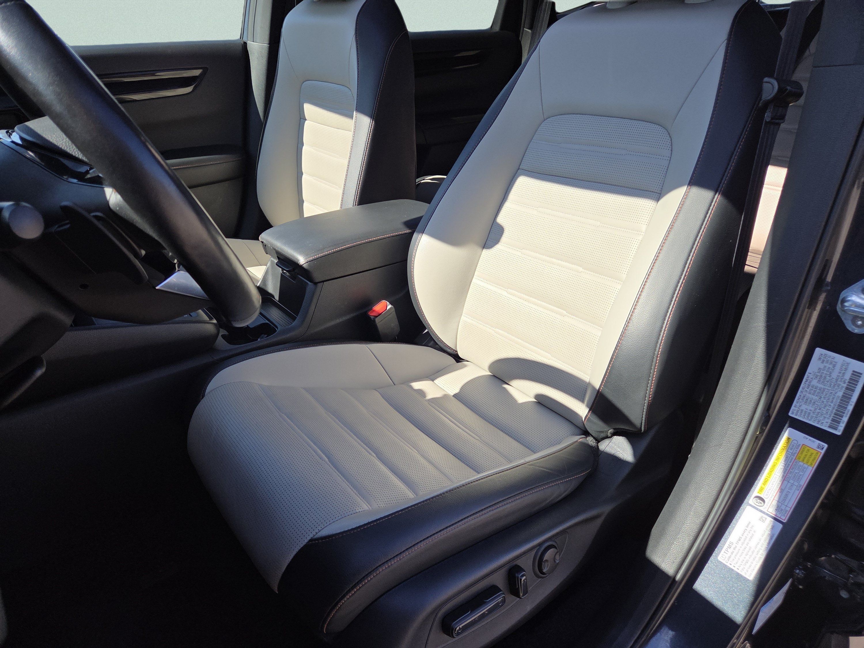 Used 2025 Honda CR-V Sport Touring image 6