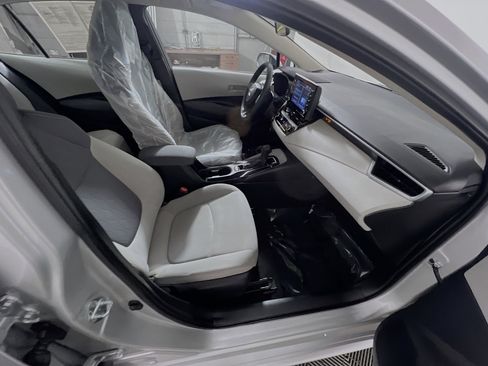 Used 2022 Toyota Corolla LE image 31