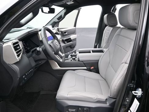 New 2026 Toyota Tundra Limited AWD/4WD image 11